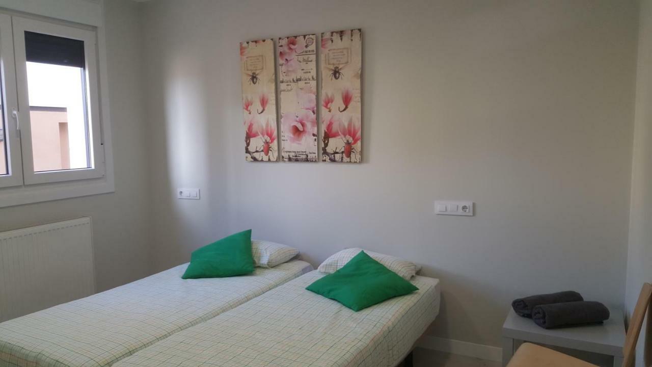 Apartamentos Logrono Centro מראה חיצוני תמונה