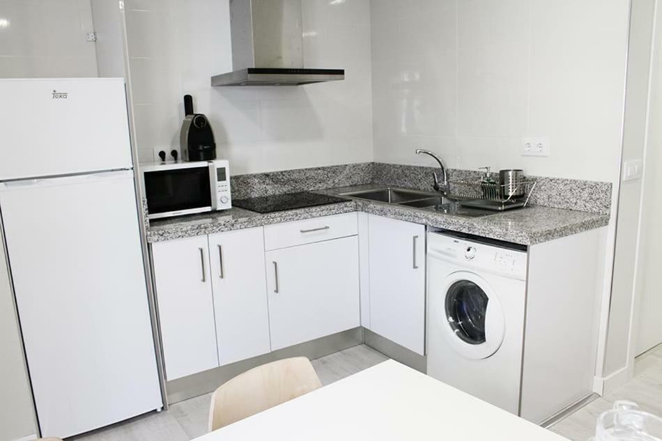 Apartamentos Logrono Centro מראה חיצוני תמונה